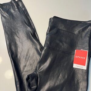 Spanx.. Faux Leather Black Leggings.. Sz 1X… NWT
